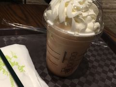 -星巴克臻选(南京金茂览秀城店)