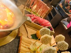 -湊湊火锅·茶憩(东城万达店)