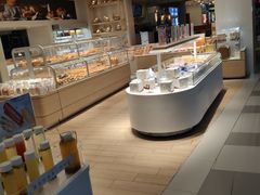 面包甜点陈列柜-好利来(龙首印象城店)