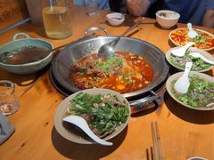 -大众跷脚牛肉馆·非遗传承单位(峨眉山店)