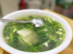菠菜豆腐汤-张四烤羊肉(西藏自治区拉萨市丹杰林巷店)