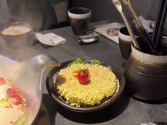 -湊湊火锅·茶憩(杭州湖滨银泰in77店)
