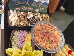 -芸山季·云南山珍菌火锅(人民广场来福士店)