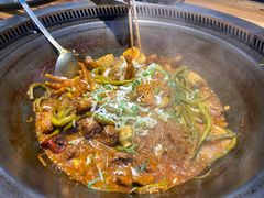 -山河屯铁锅炖(哈西站店)