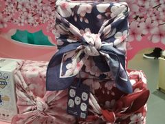 -良品铺子(白云新世界店)