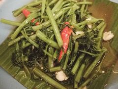 空心菜-Pakorn's Kitchen
