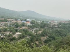 -鬼笑石后山停车场