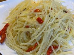酸辣土豆丝-小厨子私房菜·云南美食店