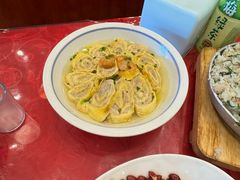 -侬佳蒸菜馆(听潮店)