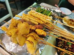 -云晓光头烧烤吧(德平路店)