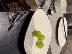 -亚洲国际大酒店·云顶阁旋转自助餐厅