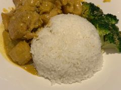 -港丽餐厅(高德置地店)