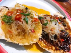 鲜活烤扇贝-红料理|串串有瘾·烧烤(吴中路店)