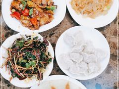 -周家大连水饺(美专校街店)