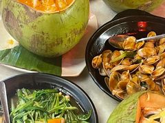 -大树下海鲜饭店