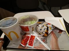-麦当劳(百联西郊购物中心店)