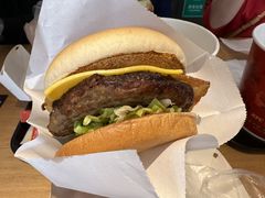-肯德基(新地中央店)