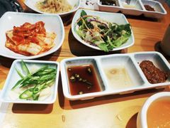 -唯成•韩国炭火烤肉 유성고기