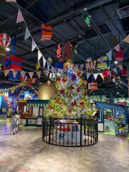 -幻贝家儿童乐园(武汉永旺梦乐城店)