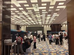 -上海龙之梦万丽酒店