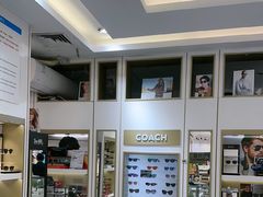 -美式眼镜·授权蔡司.依视路.尼康.豪雅.明月(人民广场店)