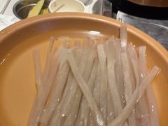 -龍歌自助小火锅(市南金茂湾店)