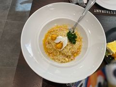 -Chom Cafe and Restaurant