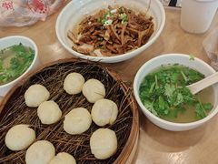 -佬钱湾仔(衣裳街店)