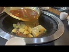-老刘生态大鱼坊铁锅炖鱼(赛马场店)