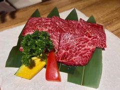 -炼火烤肉店