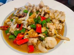 三椒爆美蛙-上名堂·鱼头好吃(体育场路店)