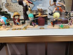 -泡泡玛特POPMART(蓝色港湾店)