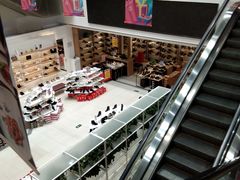 -云柏鞋业(十里堡店)