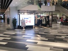 -百联临沂购物中心(临沂路店)