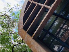 -香港大学