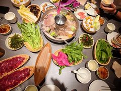 -左庭右院鲜牛肉火锅(浦江欢乐颂店)