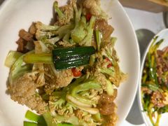 -关东小磨东北菜(漕河泾印象城店)