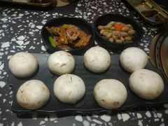口蘑-黑牛の場烤肉(摩天活力城店)