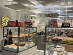 面包甜点陈列柜-奈雪的茶(市百一店)