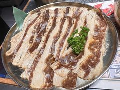 -草家酱蟹炭火烤肉店(珲春南路二店)