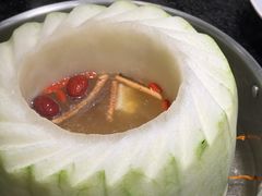 三代传承冬瓜盅-得意咚瓜·顺德鱼生·冬瓜火锅(深圳首店)