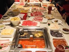 -海底捞火锅鲜切牛肉主题店(长寿路店)