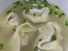 -绿杨馄饨临顿路店