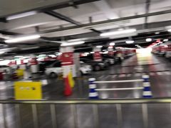 -虹桥天地-停车场