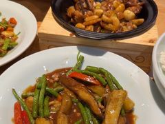 -荷花亭·湖北融合菜(十堰武商MALL店)