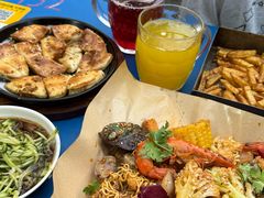 -老东镇啤酒屋海鲜加工·蒸汽海鲜·海鲜烧烤(台东店)