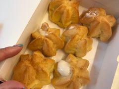 -天品味 一口吃榴莲泡芙