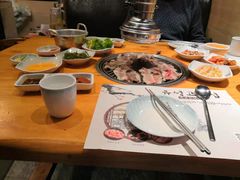 -唯成•韩国炭火烤肉 유성고기