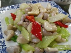 西芹炒红菱-协和菜馆(凤凰街店)