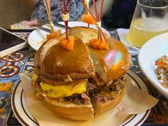 -LESCEDARS Brasserie Bistro香柏树